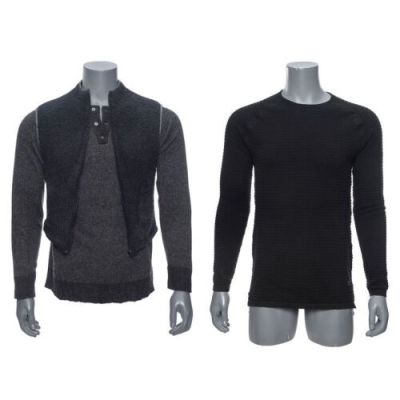 Blade Runner 2049 (2017) | Lot 49 : K’s (Ryan Gosling) Apartment Closet Clothes | Propstore