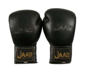 Southpaw Billy Hope (Jake Gyllenhaal) ’JAAB’ Boxing Gloves Movie Props | Premiere Props
