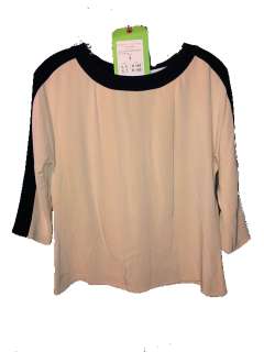 Lot 312 - House of Cards - Claire Underwood (Robin Wright) costume shirt (Episode 312)