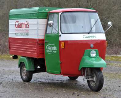 Lot 4348 - Bridget Jones‘s Baby (2016) 1987 Piaggio Ape 501 -