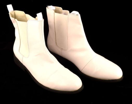 Lot 5293 - Star Wars VII / VIII Storm Trooper Boots, for production, unused