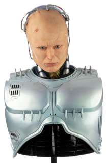 Lot 584 - Peter Weller ‘RoboCop‘ production used armor & helmet from RoboCop on custom "Murphy" display.
