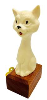 ONLY FOOLS & HORSES - ’HOW MUCH IS THAT DOGGIE IN THE WINDOW?’ SIGNED CAT | Auctioneum Ltd