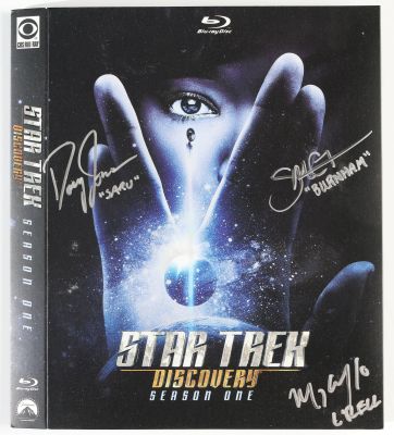 Doug Jones as Saru, Sonequa Martin-Green as Michael Burnham, & Mary Chieffo as L’Rell in Star Trek: Discovery Signed Blu-Ray Cover with Character Names | SWAU