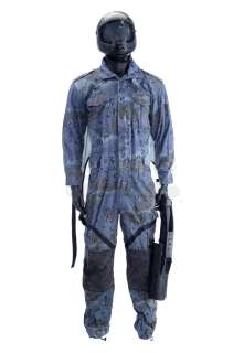 REIGN OF FIRE (2002) - Lot 590 - Jefferson‘s (David Garrick) Archangel Skydiving Costume, Helmet and Bolas Gun