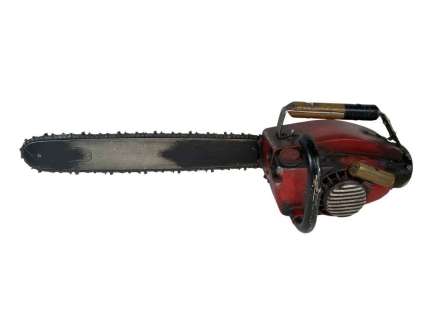 Lot 245 - Ash vs Evil Dead (2015-2018) - Ash (Bruce Campbell) Chainsaw