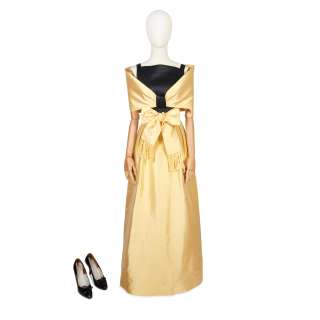 Jodi Balfour (as Jackie Kennedy): A floor-length silk evening gown Season 2, Episode 8, ’Dear Mrs. Kennedy’ | Bonhams