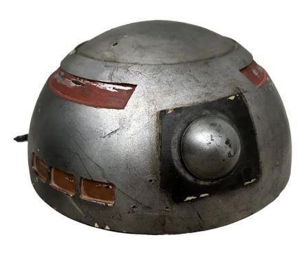 Lot 210 - Star Wars - Andor (2022-) - Season 1 Droid Head | Hanlin Auction Service