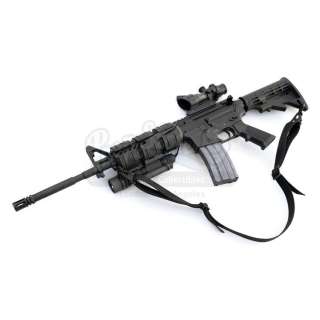 I AM LEGEND (2007) - Lot 123 - Robert Neville‘s (Will Smith) Hero Blank-Firing M4 Rifle