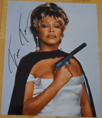 James Bond 007: GoldenEye - Tina Turner († 24.05.2023) Title Song Performer - autopgraph, photo, signed with Certified Genuine | Catawiki