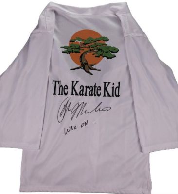 The Karate Kid - Ralph Macchio - Gi Autograph with Inscription - JSA Certificate | Catawiki