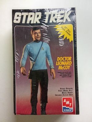 AMT - Figure - Doctor Leonard McCoy - Plastic, Vinyl | Catawiki