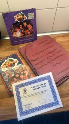 The Flintstones - Movie Prop - - Movie prop Screen-used prop piece described as a single painted foam/plaster stone slab sheet used as | Catawiki