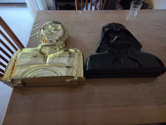 Mattel - Toy 2 vintage 1970’s Starwars cases, from two known figures | Catawiki
