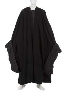 Lot 176 - IAN HOLM HAMLET COSTUME