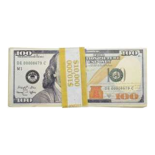 AMERICAN MADE (2017) - Lot #1121 : Barry Seal‘s (Tom Cruise) $10,000 Stack