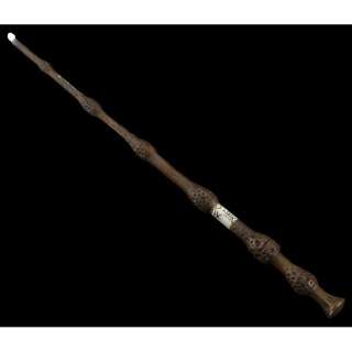 HARRY POTTER AND THE GOBLET OF FIRE (2005)/HARRY POTTER AND THE DEATHLY HALLOWS: PART 1 (2010) - Lot 177 - 177. Albus Dumbledore‘s (Michael Gambon) Light-Up Elder Wand