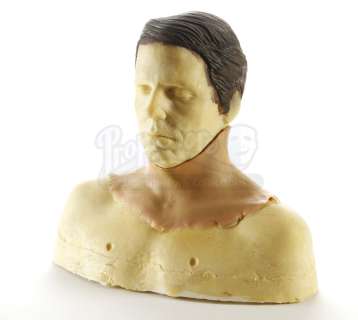 SURROGATES - Neck Appliance With Wig