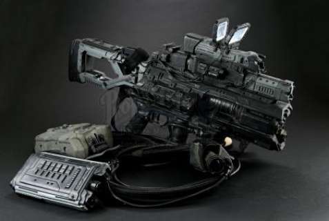 Spectral | Light-up Plasma Rifle | Propstore