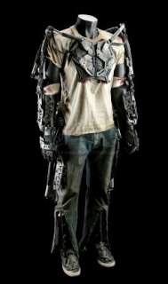 ELYSIUM (2013) - Lot 123 - Max‘s (Matt Damon) Costume and HULC Suit