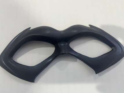 Alicia Silverstone Batgirl prop mask | Piece of the Past