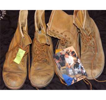 Dream House a PAIR of on screen worn work boots from the film worn by actor Daniel Craig ! | Piece of the Past