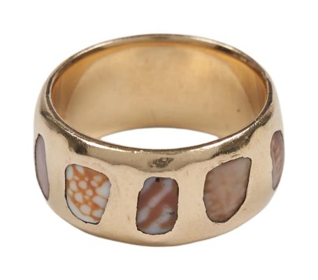 Richard Chamberlain | Lot #332 - 2006 14K Yellow Gold and Seashell Ring Band from "The King and I" | Julien’s