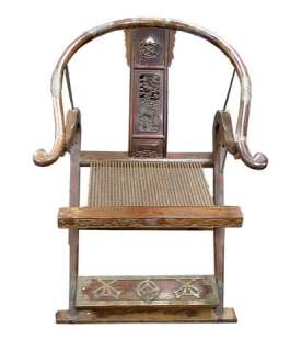 Lot 313 - Pirates Of The Caribbean At World‘s End Sao Feng Ceremonial Chair Movie Props