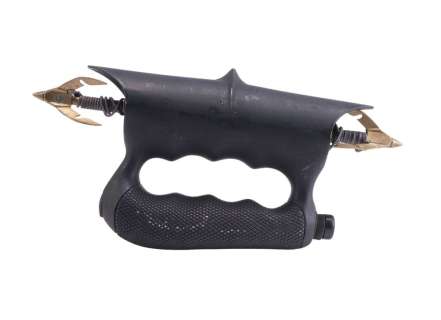 BATMAN RETURNS (1992) - Lot #71 : Batman‘s (Michael Keaton) Zip-Line Grapple Gun