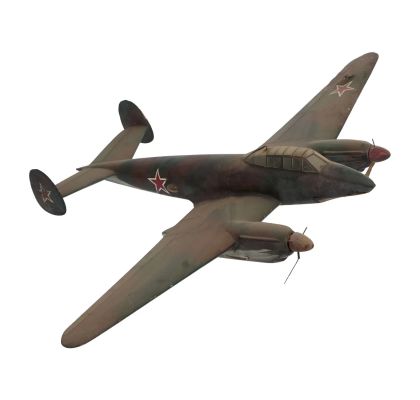 Petlyakov Pe-2 | Lot 288 - Production-Made Soviet Dive Bomber Miniature | Julien’s