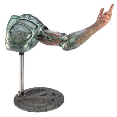 FANTASTIC FOUR (2005) - Lot #646 : Dr. Victor Von Doom (Julian McMahon) Concept Test Arm