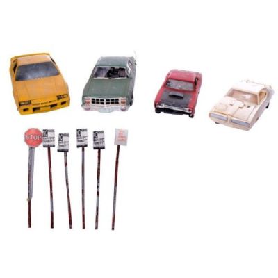 Ghostbusters (1984) | Light-Up Car Model Miniature with Set of Three Car and Six Parking Sign Model Miniatures | Propstore