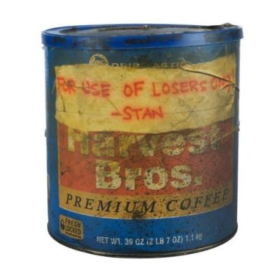 IT CHAPTER TWO (2019) - Lot #887 : Losers‘ Screen-Matched Distressed Coffee Tin with Five Shower Caps