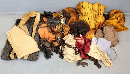 Lot 3158 - Legend of the Seeker (American adventure series, 2008-2010) - A group of assorted costumes.