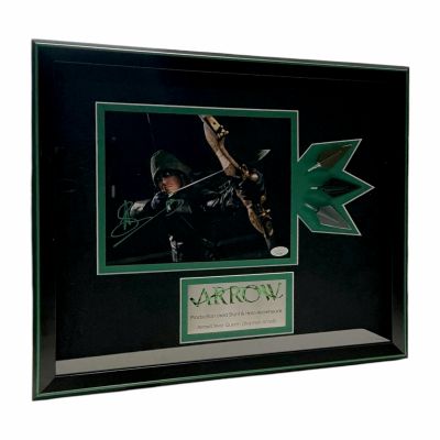 Lot 181: Arrow (2012-2020) Autograph Stephen Amell Oliver Queen Framed Arrowheads | VIP Fan Auctions