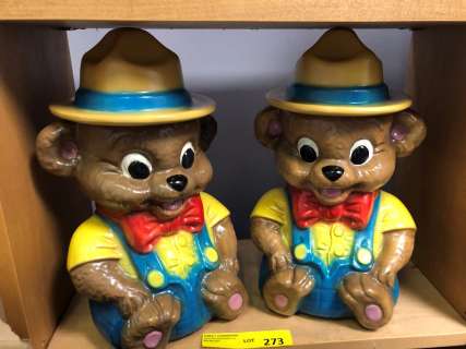 Set of Two Teddy Bear Figurines from the Show | Direct Liquidation