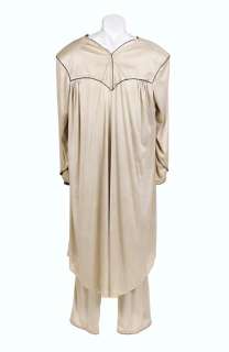 Star Trek: The Next Generation - Lot 649 - SAREK‘S DEATH ROBE