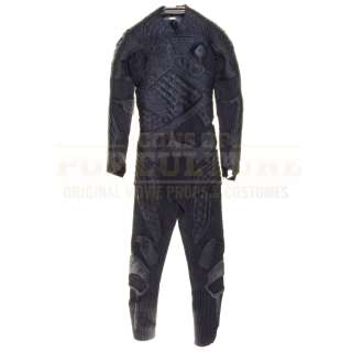Lot 1 - After Earth - Kitai Raige‘s Life Suit - 41-20
