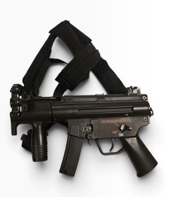 Lot 226 - Max Payne (2008) - Mila Kunis Hero Prop Heckler & Koch MP5KA4 & Sling (Airsoft) | Hanlin Auction Service
