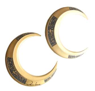 Moon Knight Prop Replica Crescent Blades (SWAU) Signed by Oscar Isaac | SWAU