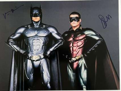Batman Forever | Batman Forever - Double Signed by Val Kilmer (Batman) and Chris O’Donnell (Robin) | Catawiki