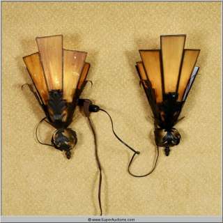 "Buffy The Vampire Slayer" 2000 Amber Stained Glass Wall Sconce | Super Auctions