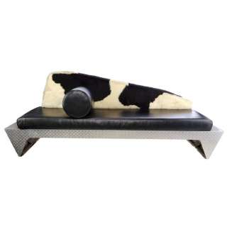 Beetlejuice (1988) - Lot 63 - Delia Deetz‘s (Catherine O‘Hara) Living Room Couch