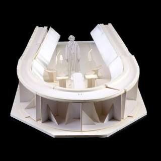 Star Wars: The Phantom Menace (1999) - Lot 1244 - Queen Amidala‘s (Natalie Portman) Naboo Royal Starship Bridge Art Department Model