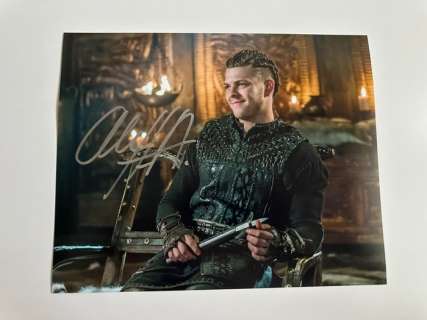 Vikings - Alex Hogh Anderson (Ivar the Boneless) | Catawiki