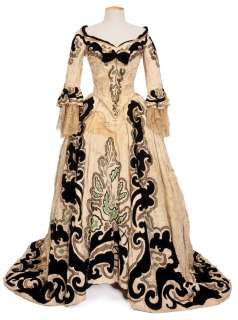 Lot 101 - Norma Shearer two-piece gown from Marie Antoinette