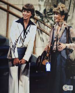 The Love Boat - Classic TV - Lauren Tewes (Julie McCoy) - With Beckett COA | Catawiki