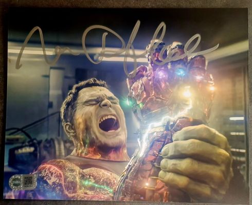 Avengers : Endgame - signed by Mark Ruffalo aka Hulk with SWAU COA | Catawiki