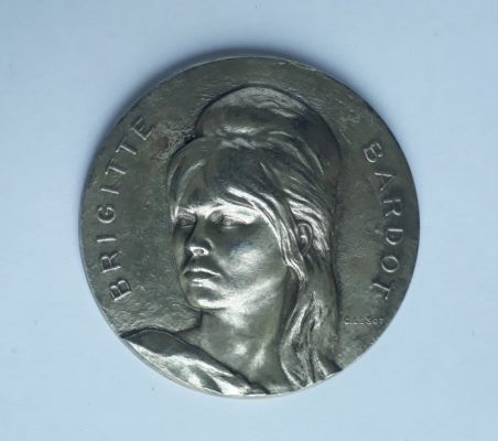 Art medal - Claude LESOT - BRIGITTE BARDOT - Monnaie de Paris | Catawiki