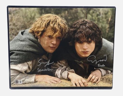Lord of the Rings - Elijah Wood & Sean Astin - Signed 28x35 cm Photo - with BECKETT COA | Catawiki